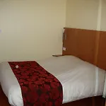 Hotell Green Hotels Poitiers 3*