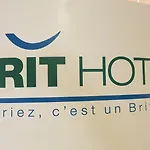 Green Hotels Poitiers Hotell 3*