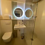 Green Hotels Poitiers Szálloda 3*