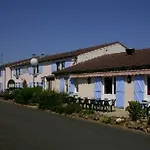 Hotell Green Hotels Poitiers 3*