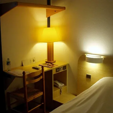 Hotell Brit Beaulieu