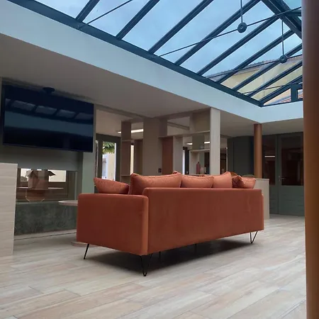 Green Hotels Poitiers Ξενοδοχείο 3*