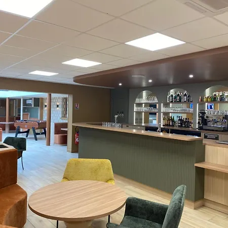 Green Hotels Poitiers Πουατιέ