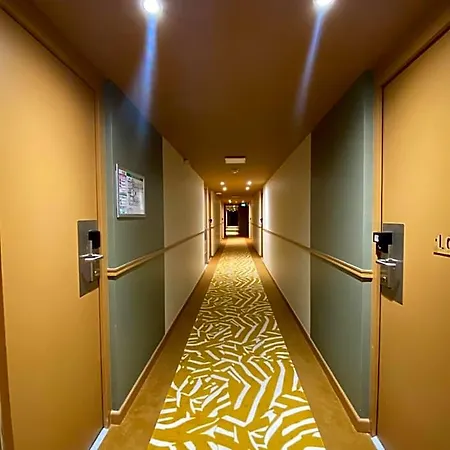 Hotel Brit Beaulieu