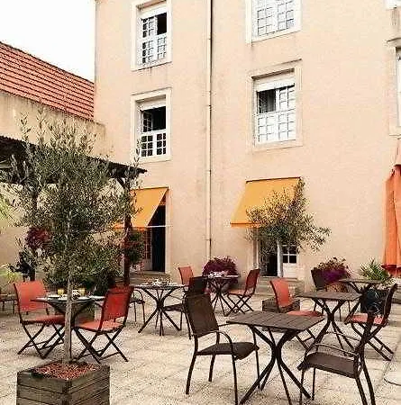 Brit Beaulieu Hotell