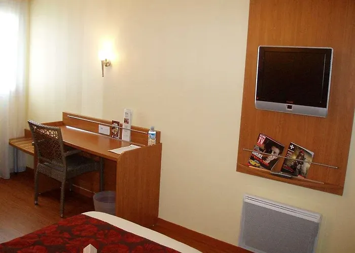 Green Hotels Poitiers Hotel Poitiers