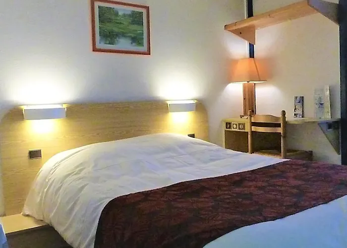 Green Hotels Poitiers Hotel