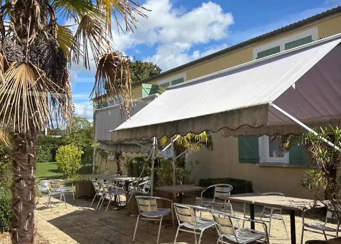 Green Hotels Poitiers Ξενοδοχείο Πουατιέ