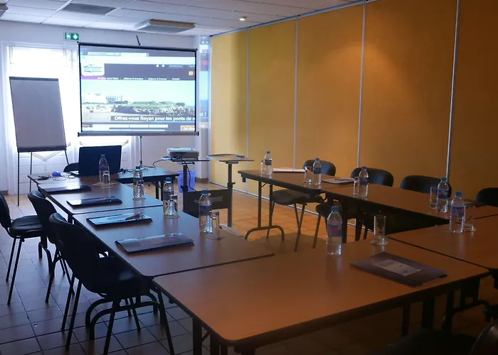 Ξενοδοχείο Green Hotels Poitiers 3*