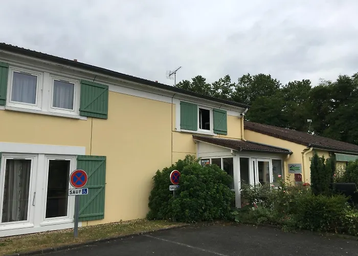 Green Hotels Poitiers Ξενοδοχείο 3*